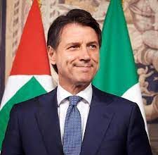 Con la Presidenza di Giuseppe Conte nasce un nuovo Movimento 5 Stelle